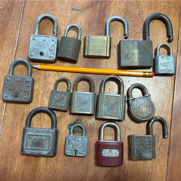 Vintage Padlock Collection - Picture 1 of 1